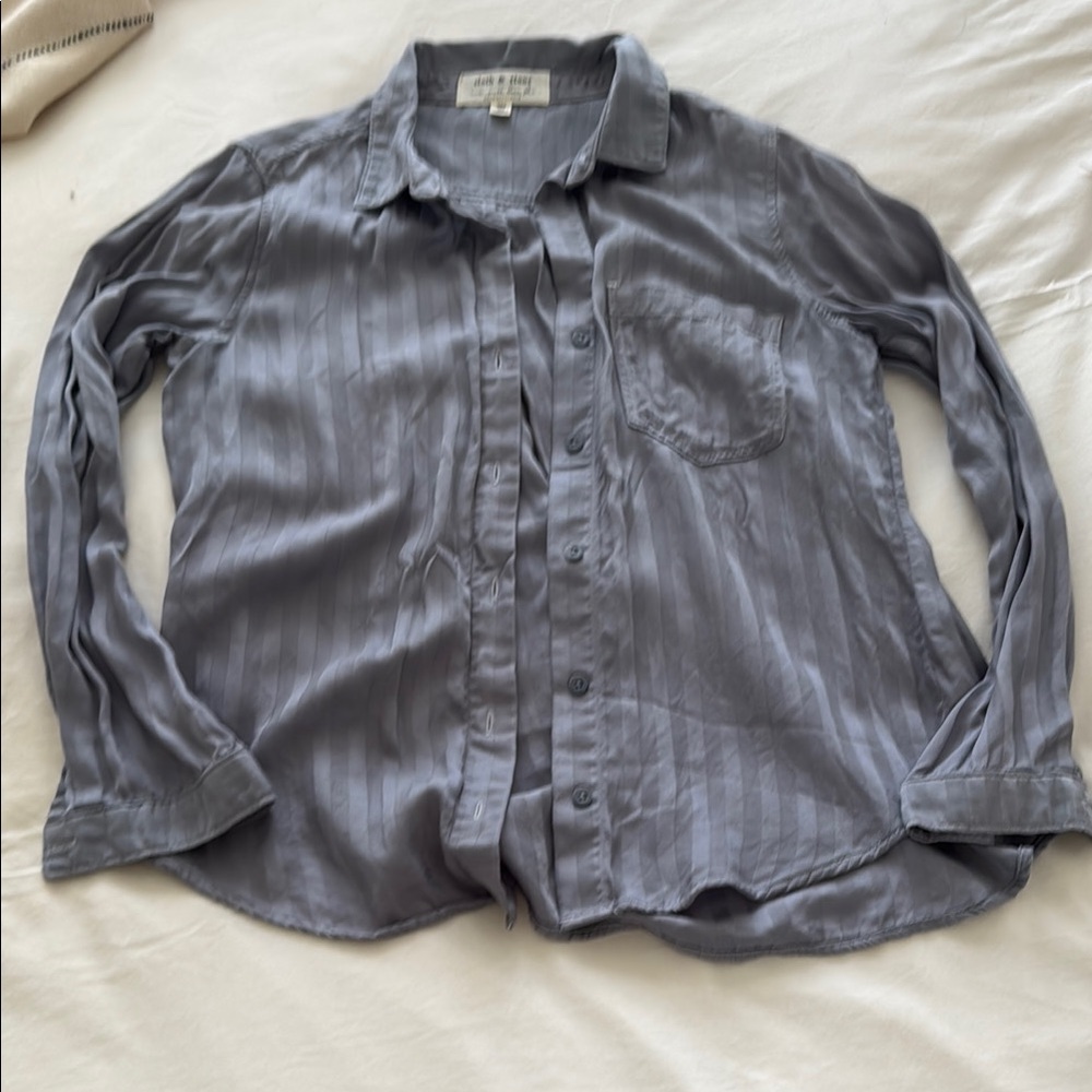 Cloth & Stone Gray Button Down Shirt